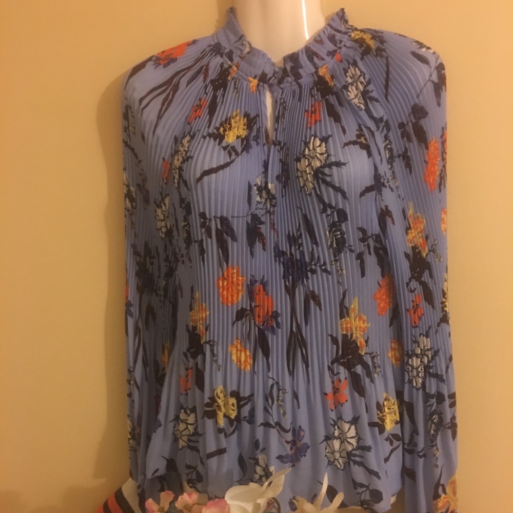 Long sleeve top